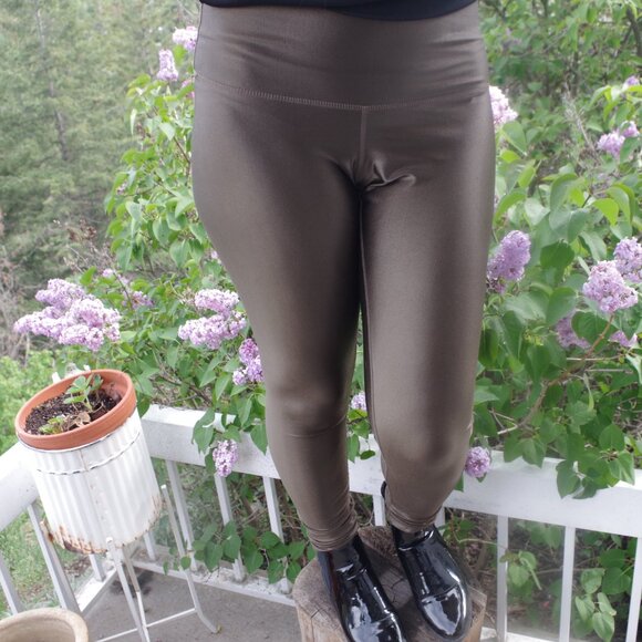 DYI Metallic Green Leggings Made In U.S.A - Picture 3 of 5